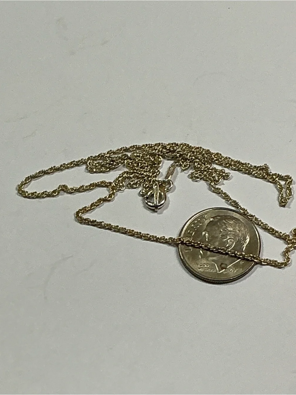 Sterling Silver Italian Double Links Petite Necklace. 18 inches long